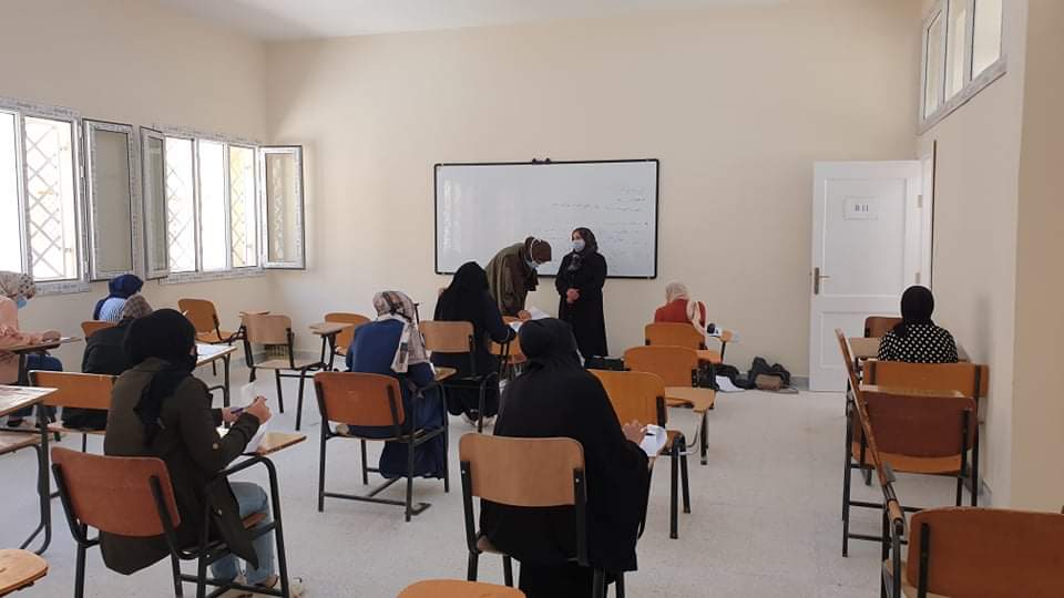 الامتحانات الجزئية بكلية التربية