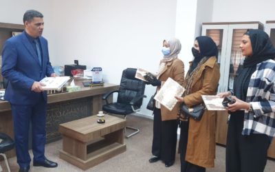 عميد كلية التربية وتكريم لصاحبة أفضل بحث علمي