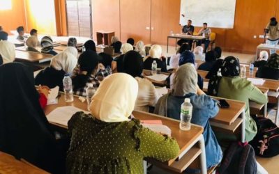 كلية التربية تقيم اليوم التعريفي للطلبة الجدد