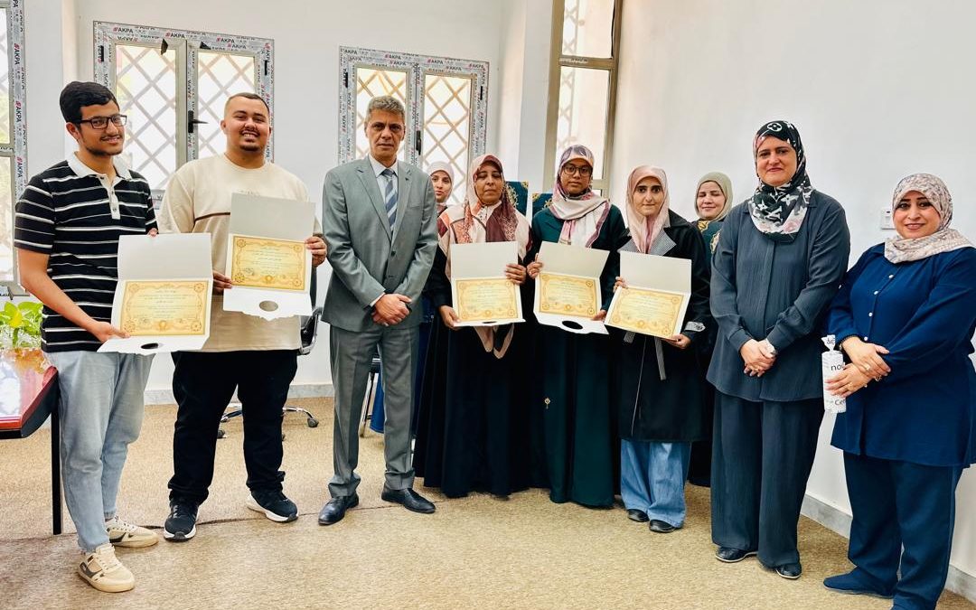 كلية التربية تكرّم المشاركين في مبادرة التقوية المجانية لطلبة الشهادتين الإعدادية والثانوية